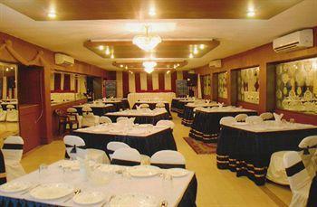 كولكاتا Hotel Heera International المظهر الخارجي الصورة